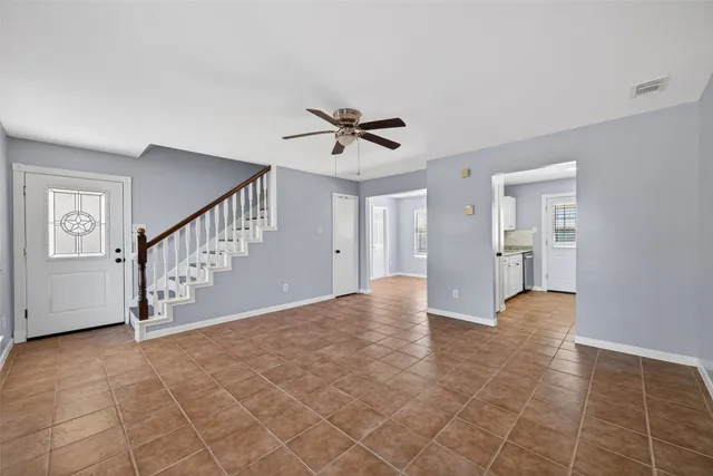 $1,800 | 12714 Verdant Brook Drive, Houston, TX 77085