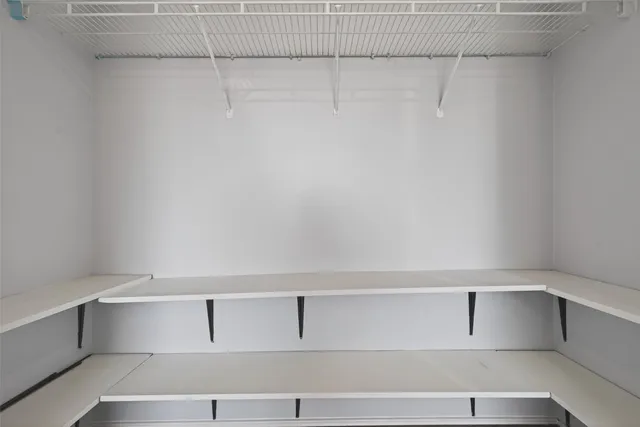 $1,800 | 12714 Verdant Brook Drive, Houston, TX 77085