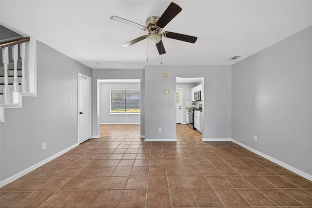 $1,800 | 12714 Verdant Brook Drive, Houston, TX 77085