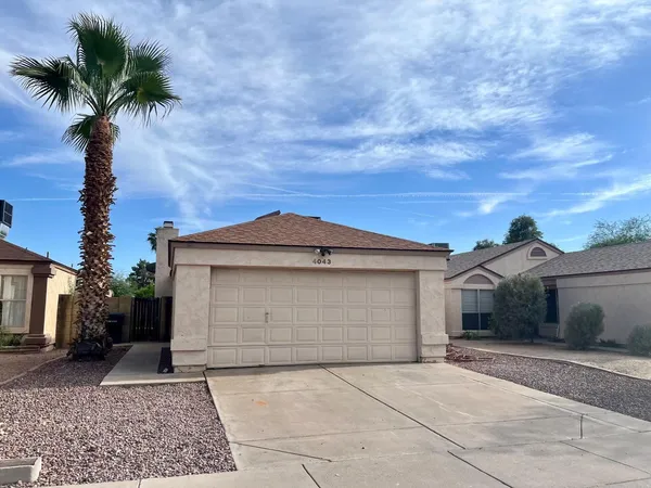 $2,000 | 4043 West Camino Del Rio, Glendale, AZ 85310