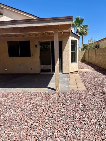 $2,000 | 4043 West Camino Del Rio, Glendale, AZ 85310