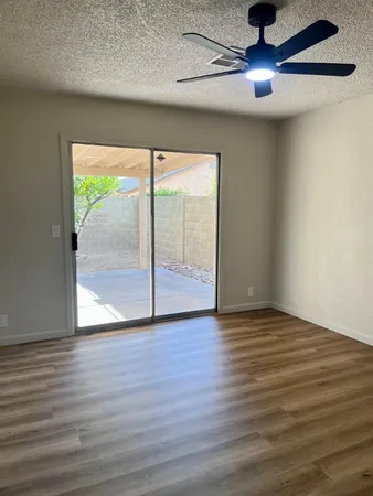 $2,000 | 4043 West Camino Del Rio, Glendale, AZ 85310