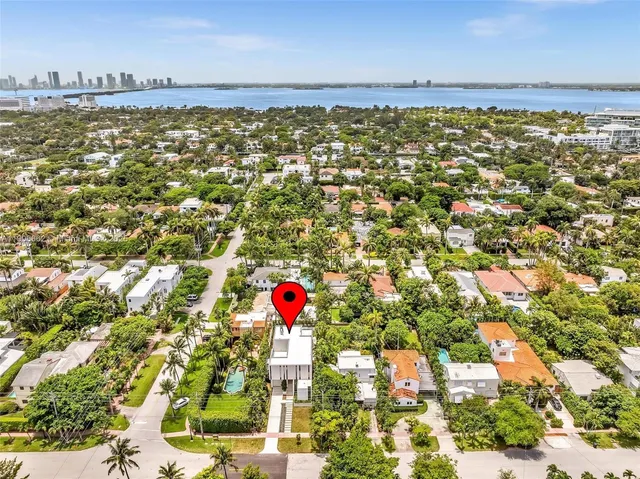 $6,200,000 | 4504 Sheridan Avenue, Miami Beach, FL 33140