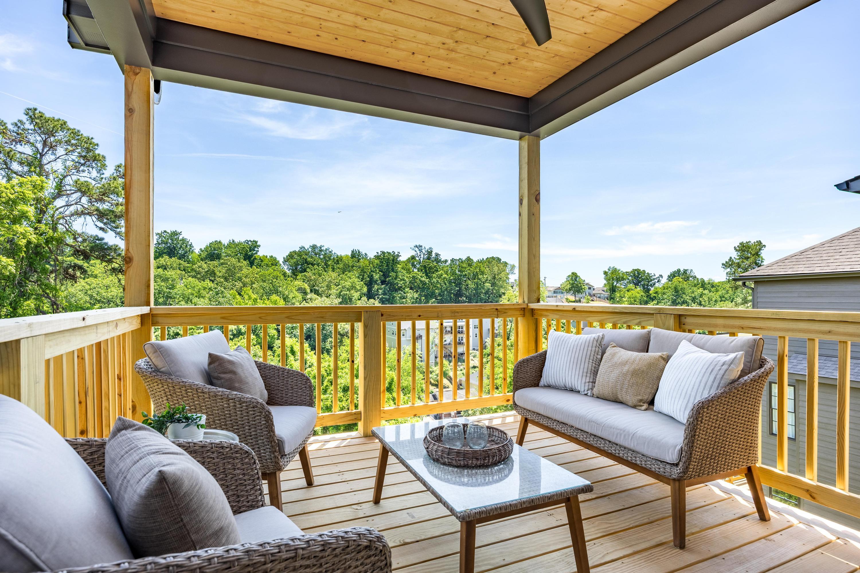 348 Tucker Street Chattanooga, TN 37405 - Photo 27 of 64 Deck off of Main Level