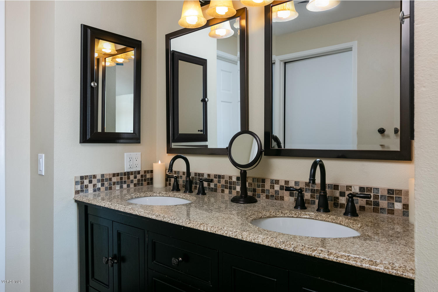 2061 Peninsula Road Oxnard, CA 93035 - Photo 28 of 48 Master Double vanity