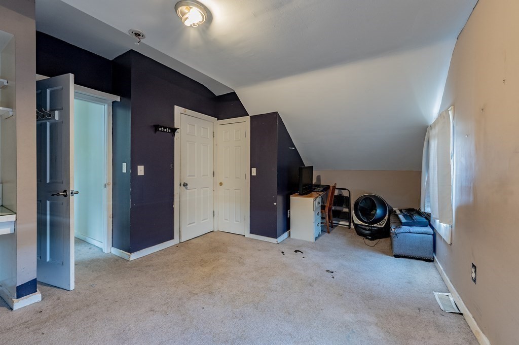 431 Hancock Street Springfield, MA 01105 - Photo 20 of 23 Gallery Image 20
