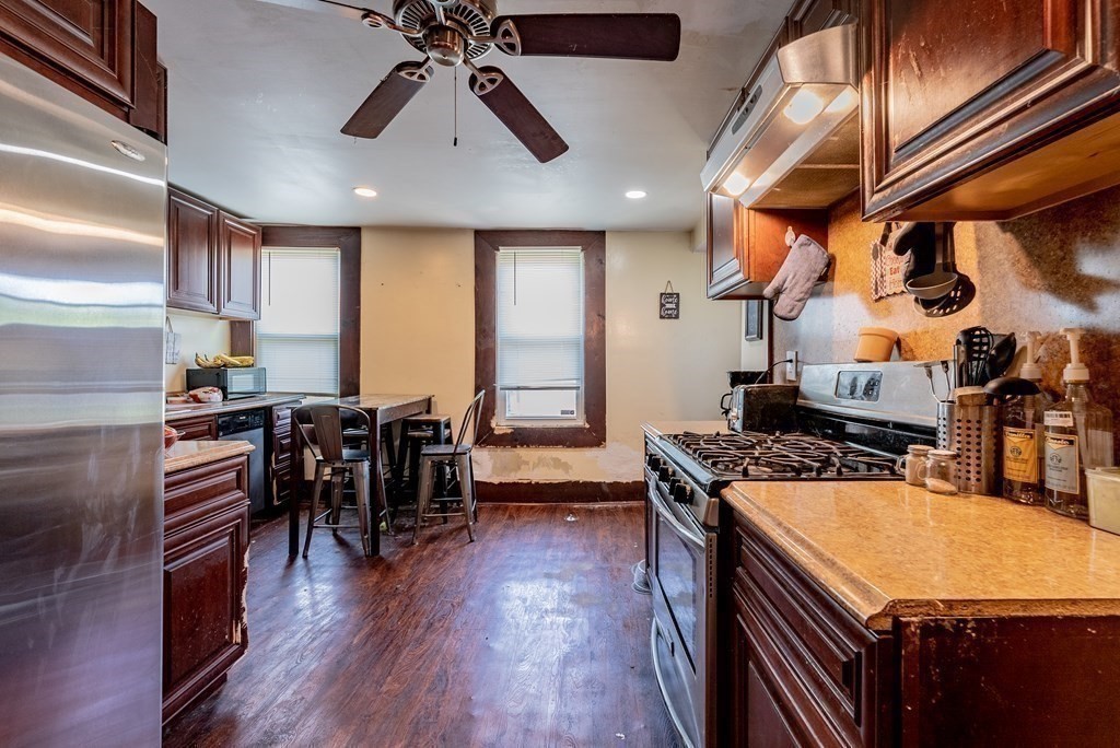 431 Hancock Street Springfield, MA 01105 - Photo 5 of 23 Gallery Image 5