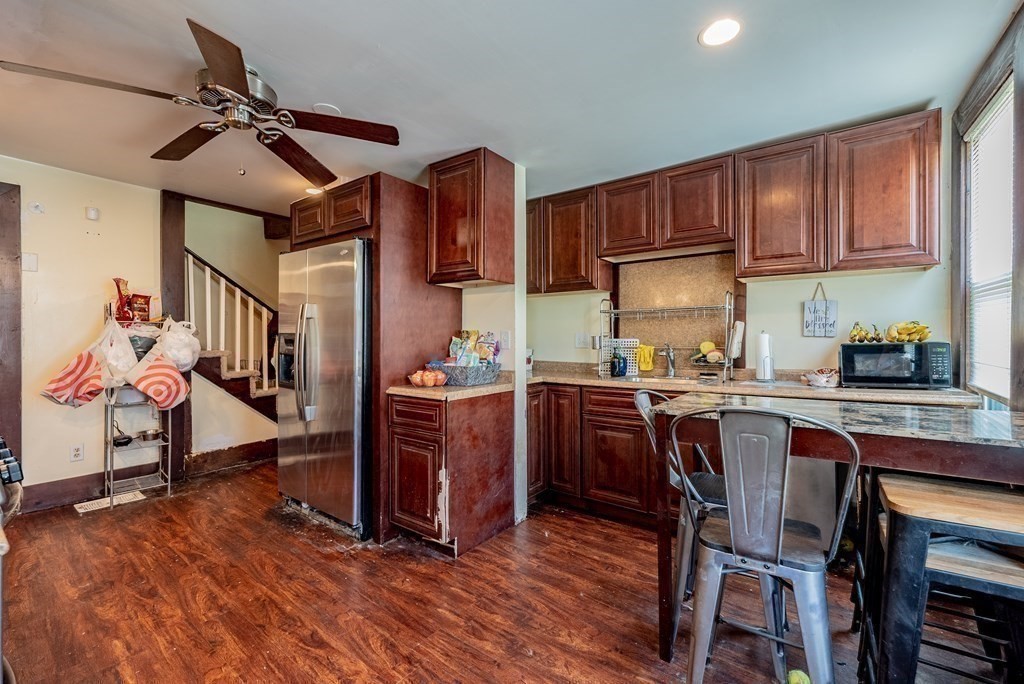 431 Hancock Street Springfield, MA 01105 - Photo 6 of 23 Gallery Image 6