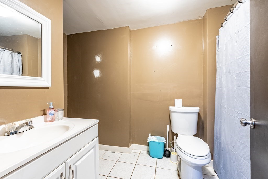 431 Hancock Street Springfield, MA 01105 - Photo 8 of 23 Gallery Image 8