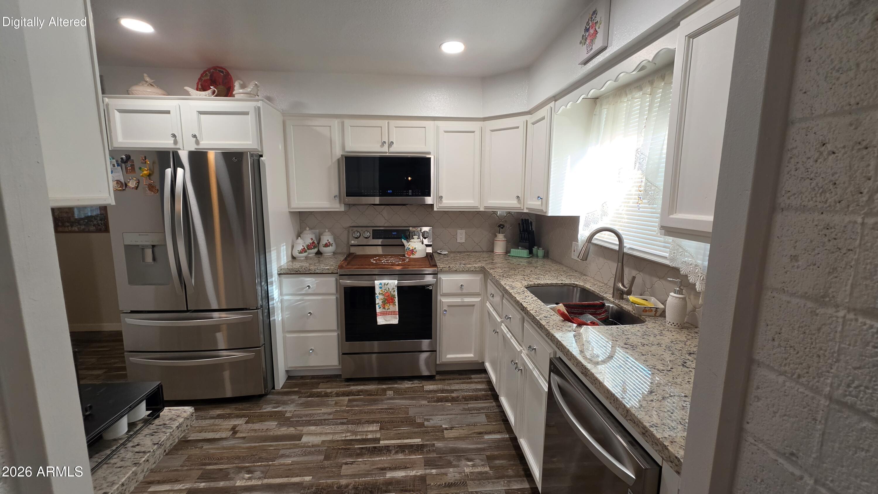 340 North 62nd Street Mesa, AZ 85205 - Photo 2 of 8