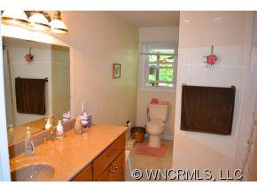 683 Kims Cove Road Canton, NC 28716 - Photo 8 of 24 Gallery Image 8