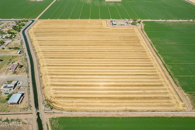 a close up of a curtain