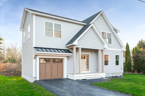 $1,349,000 | 3 McKenney Lane, Kennebunkport, ME 04046