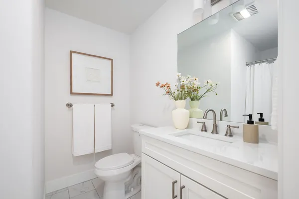 $1,295,000 | 3 McKenney Lane, Kennebunkport, ME 04046