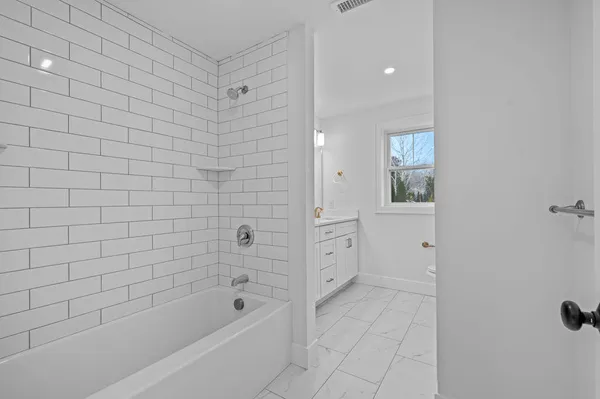 $1,295,000 | 3 McKenney Lane, Kennebunkport, ME 04046