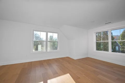 $1,349,000 | 3 McKenney Lane, Kennebunkport, ME 04046