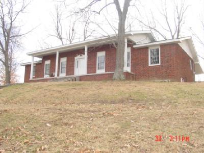 720 State Rd D Crane, MO 65633 - Photo 1 of 1 Primary Photo