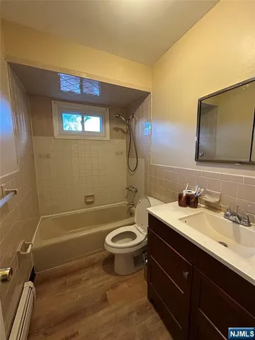 $2,850 | 2226 Halsey Street, Union, NJ 07083