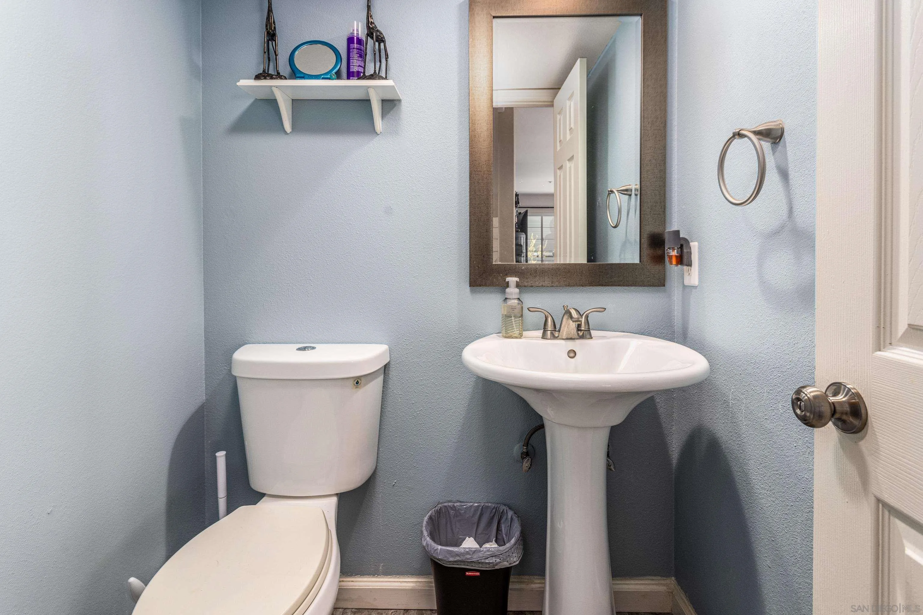 2041 Sweetwater Road, Unit A Spring Valley, CA 91977 - Photo 11 of 22 Gallery Image 11
