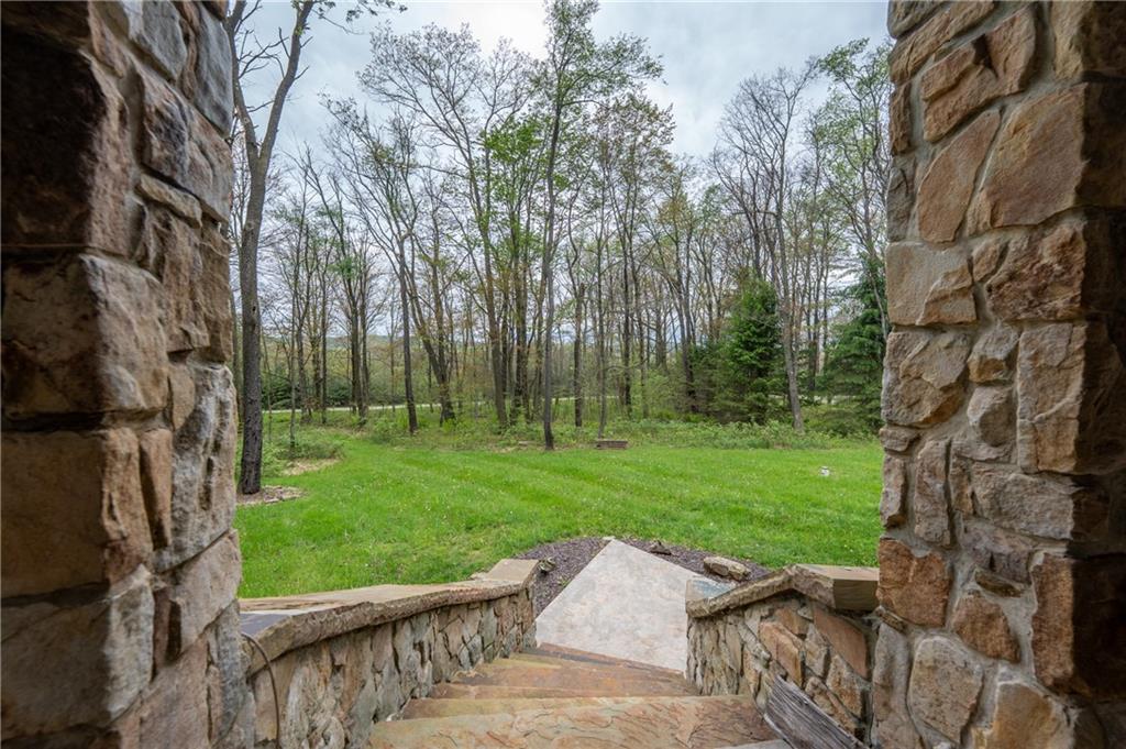 138 Fern Mountain Road Somerset, PA 15501 - Photo 5 of 50