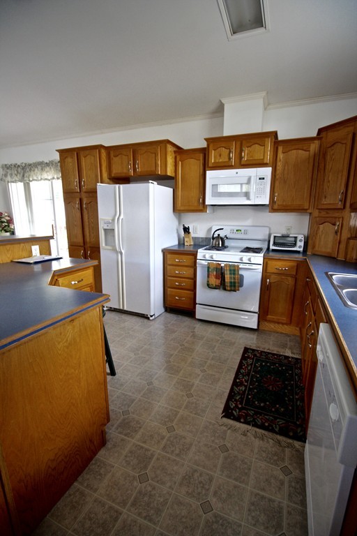 25 George's Loop Raynham, MA 02767 - Photo 9 of 30 Gallery Image 9