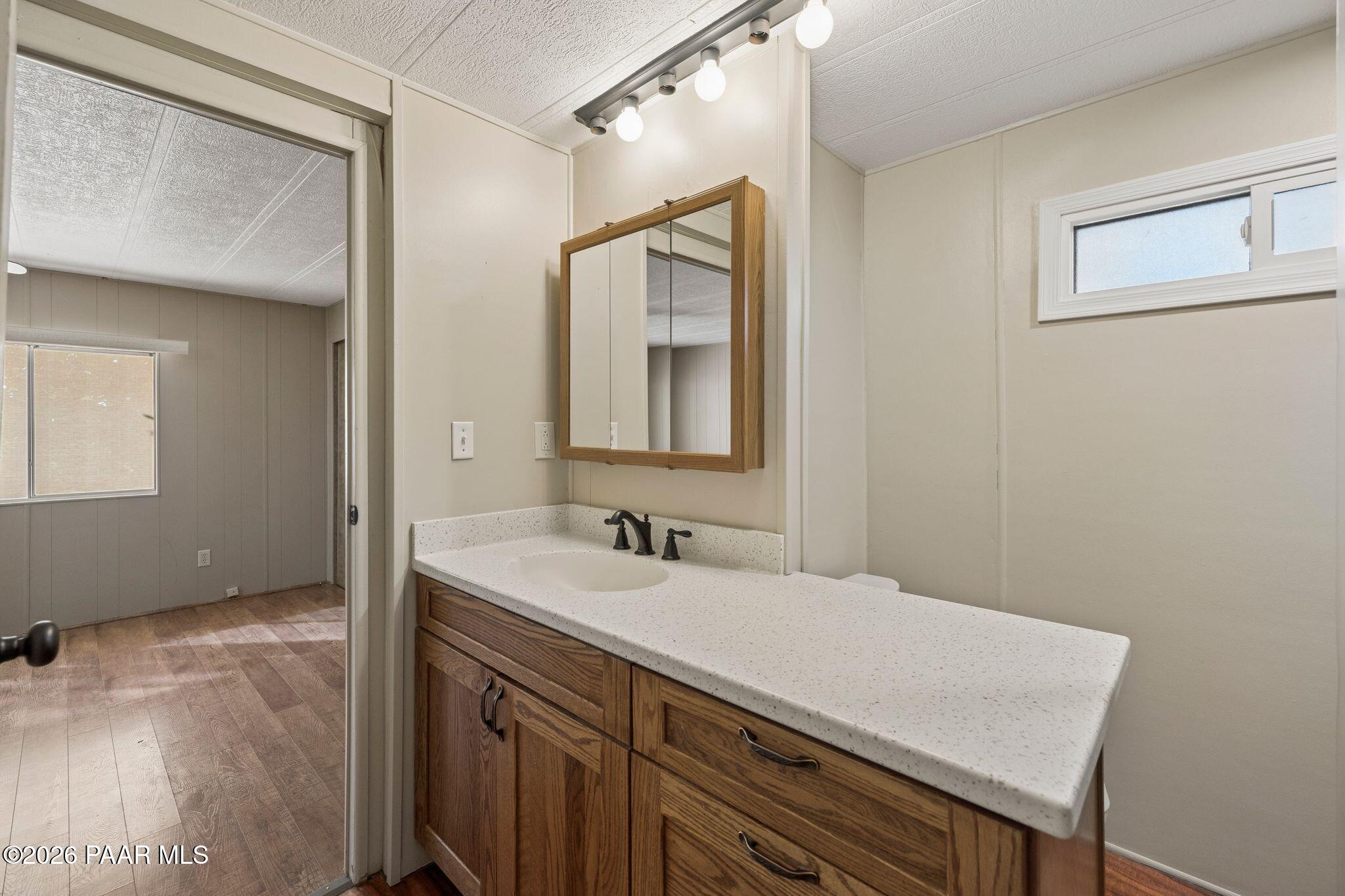17441 East Bob White Road Mayer, AZ 86333 - Photo 17 of 30 PrimaryBathroom