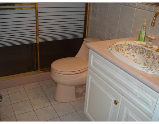 22 Bonad Road Stoneham, MA 02180 - Photo 10 of 16 Gallery Image 10