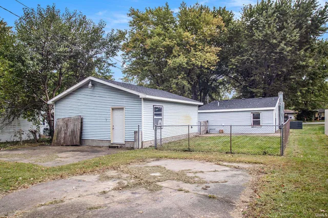 $179,000 | 56205 Hoosier Avenue, Mishawaka, IN 46545