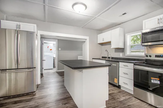 $179,000 | 56205 Hoosier Avenue, Mishawaka, IN 46545