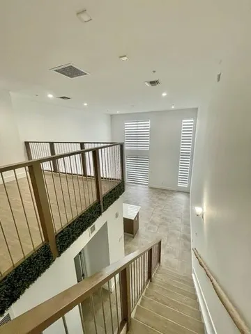 $2,350 | 3455 Northeast 5th Avenue, Oakland Park, FL 33334