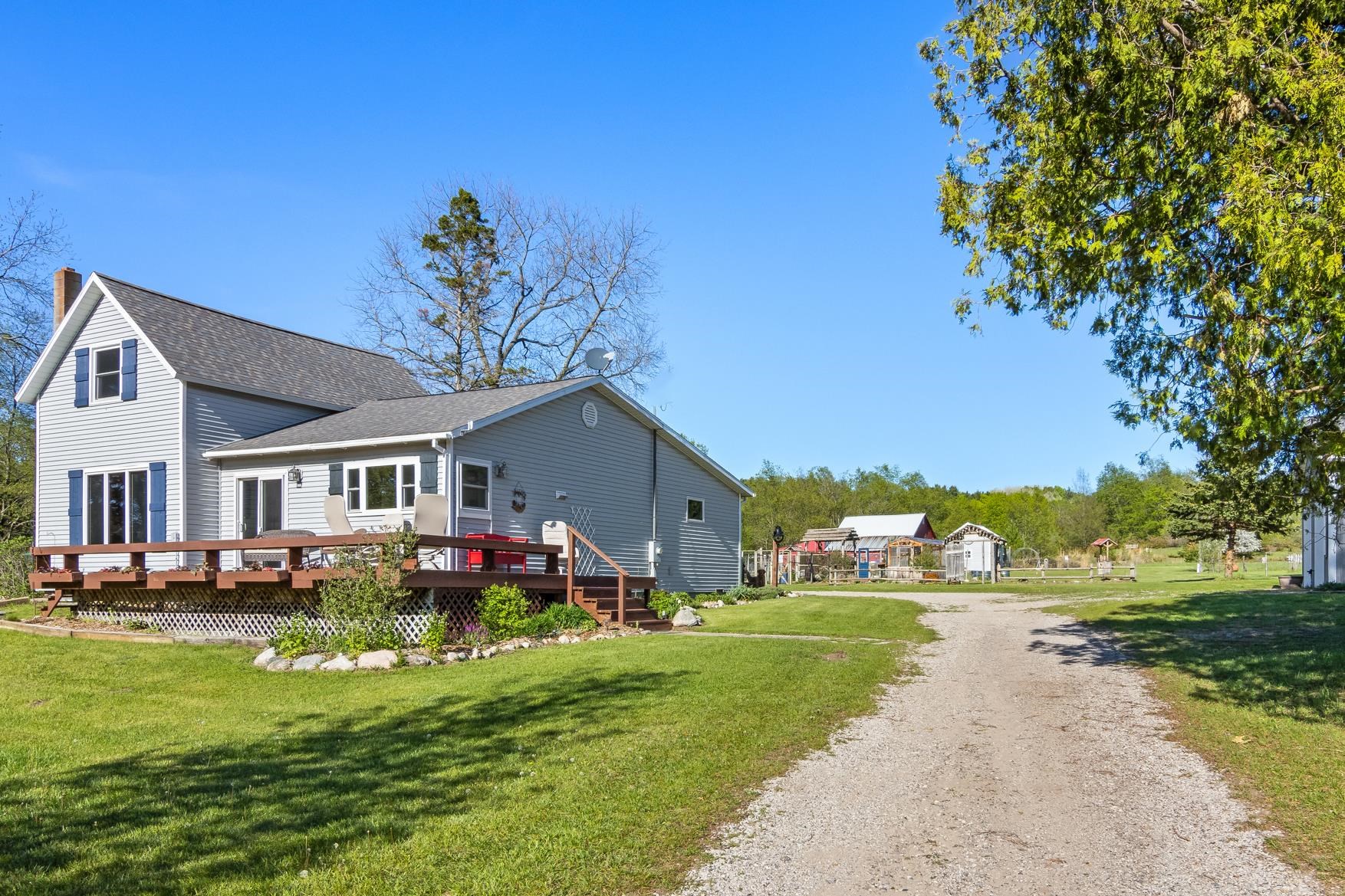 2389 Paul Rose Road Frankfort, MI 49635 - Photo 3 of 57
