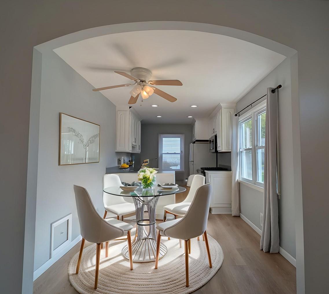 605 Shirley Manor Road Reisterstown, MD 21136 - Photo 6 of 26 Dining room