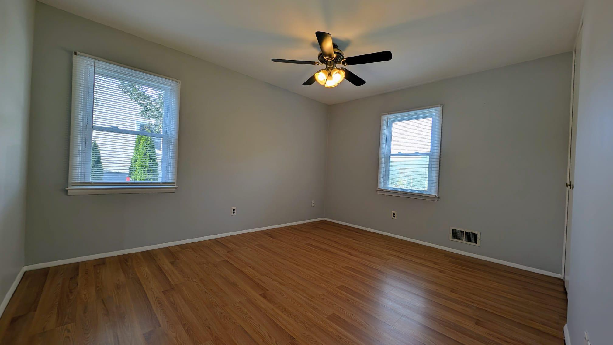 605 Shirley Manor Road Reisterstown, MD 21136 - Photo 9 of 26 Master bedroom.