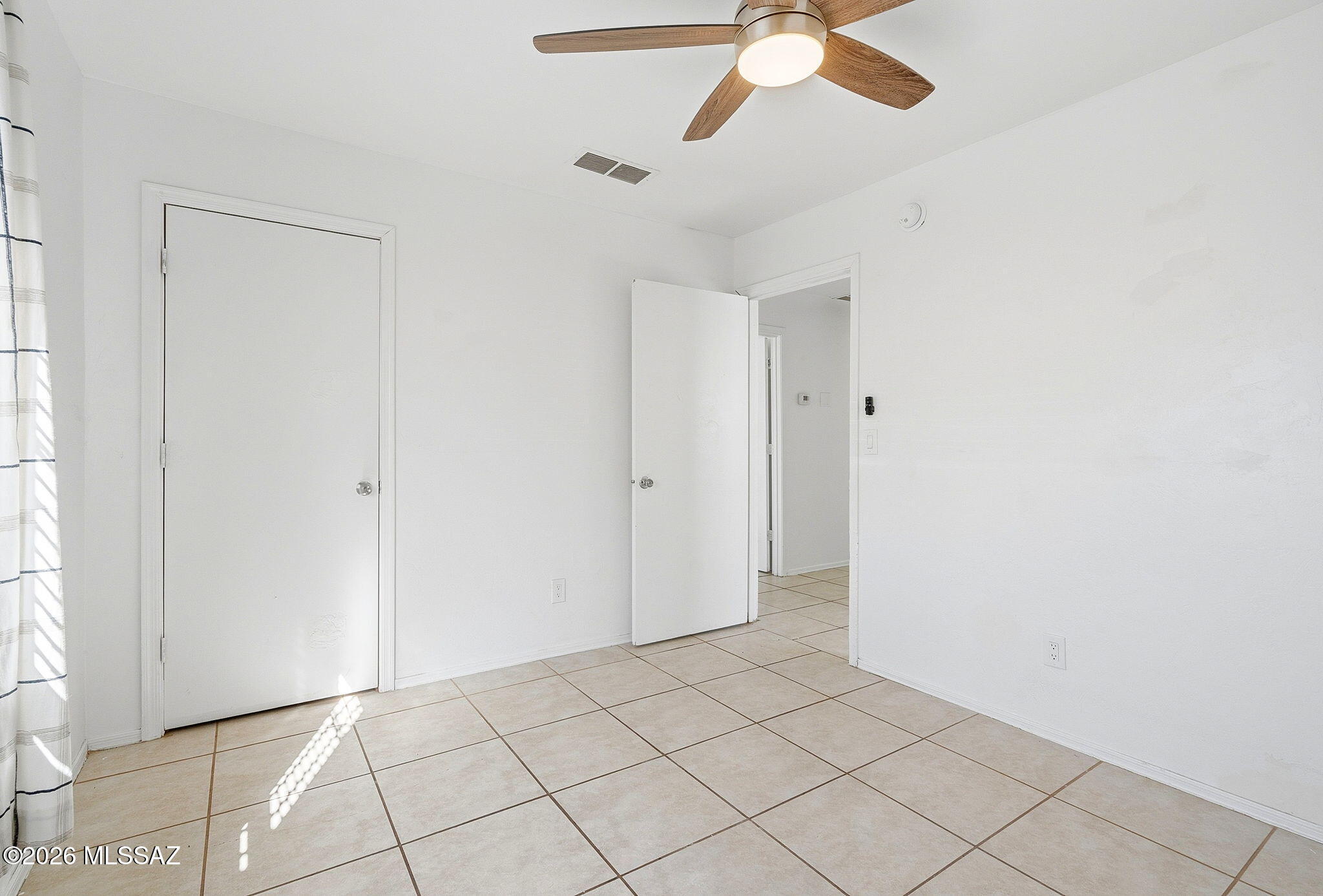 1044 East 27th Street Tucson, AZ 85713 - Photo 14 of 18