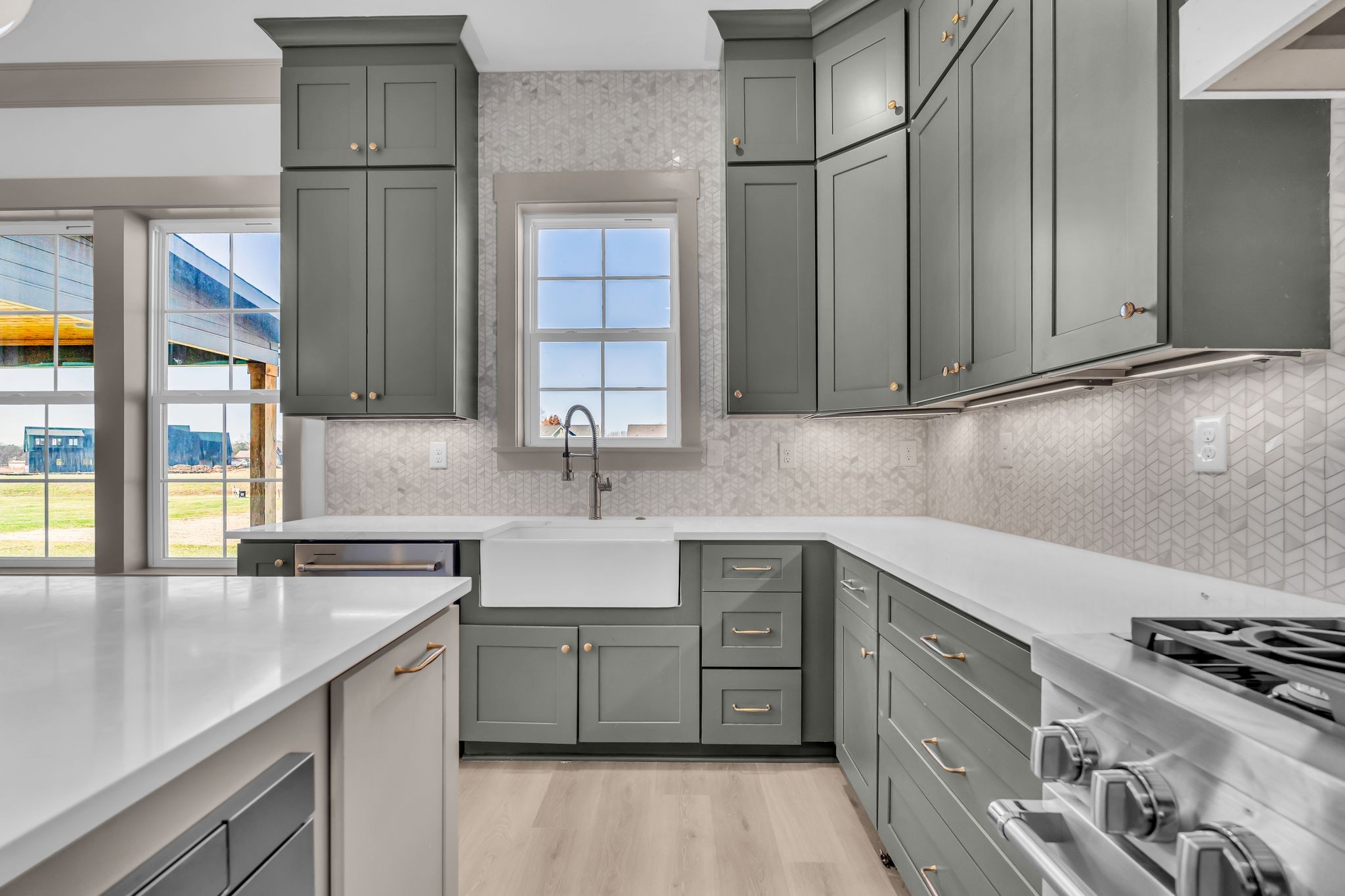 5414 Old Salem Road Rockvale, TN 37153 - Photo 11 of 34 a kitchen with stainless steel appliances granite countertop a sink stove and cabinets