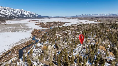 $1,410,000 | 4420 Berry Drive, Unit 3824, Wilson, WY 83014