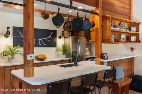 $1,410,000 | 4420 Berry Drive, Unit 3824, Wilson, WY 83014