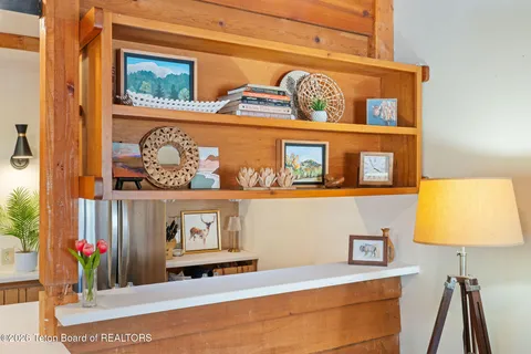 $1,410,000 | 4420 Berry Drive, Unit 3824, Wilson, WY 83014