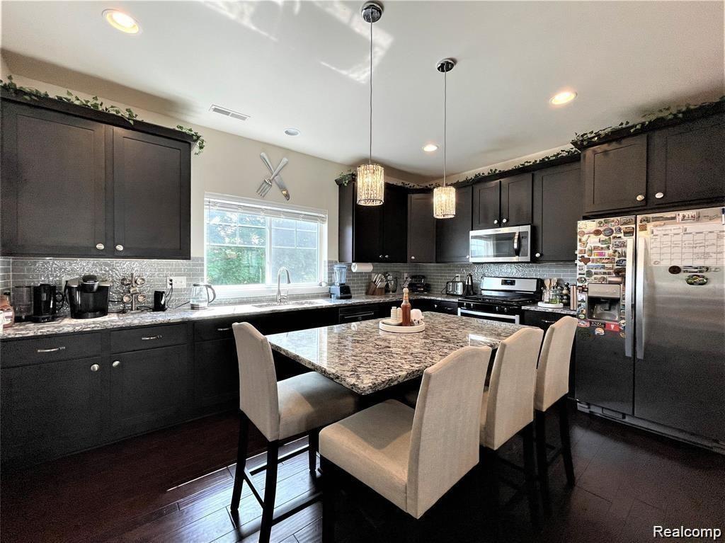 2659 Harvard Road, Unit 16 Berkley, MI 48072 - Photo 6 of 22 6.jpeg