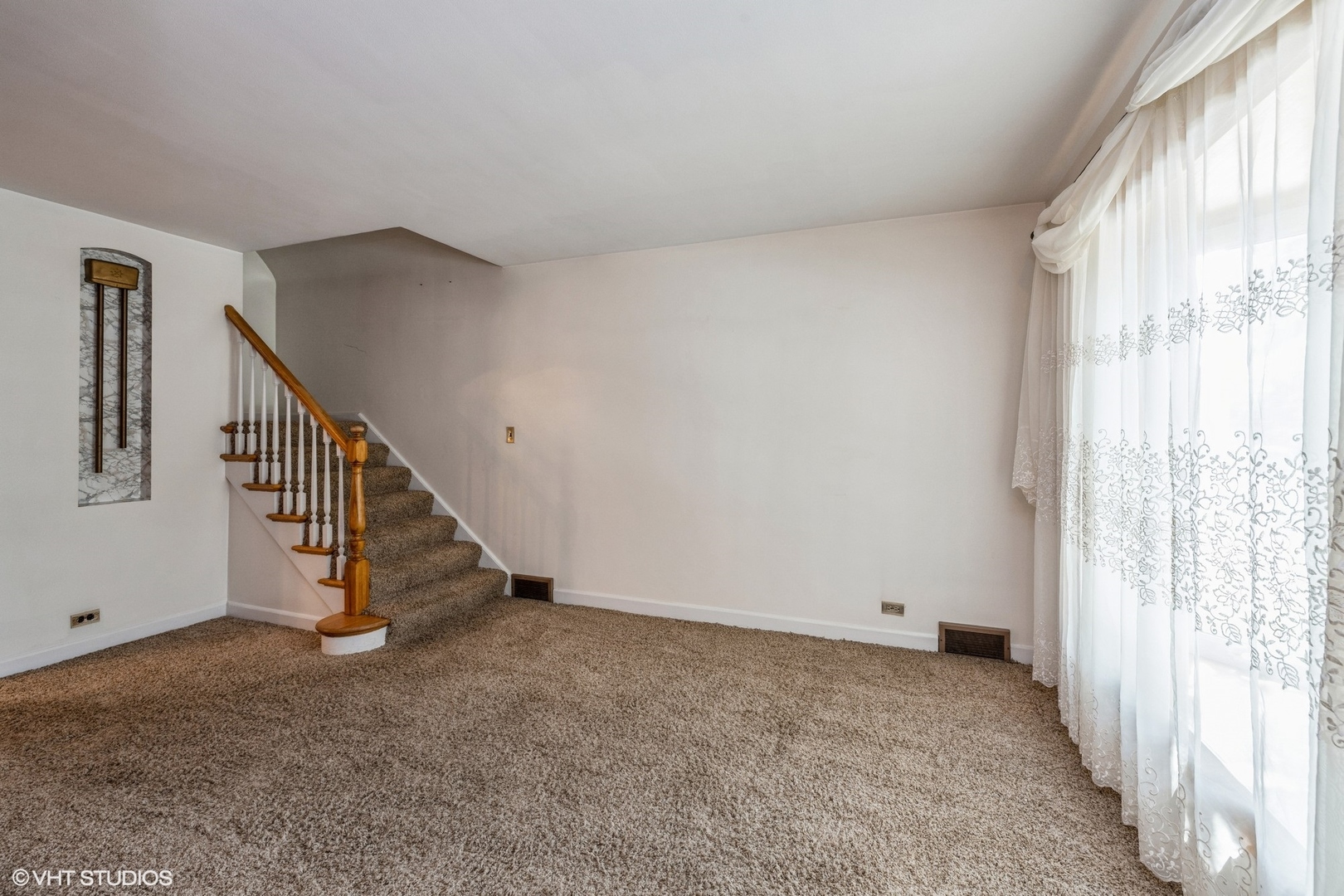 4123 Maple Avenue Brookfield, IL 60513 - Photo 5 of 18 a view of an empty room with stairs