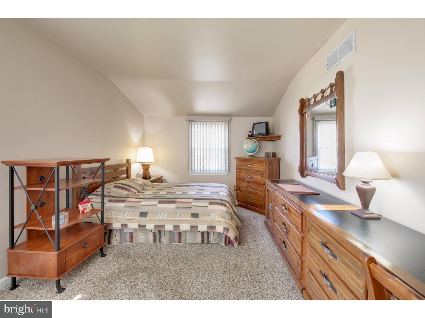 356 Cushmore Road Southampton, PA 18966 - Photo 15 of 25 Bedroom 3