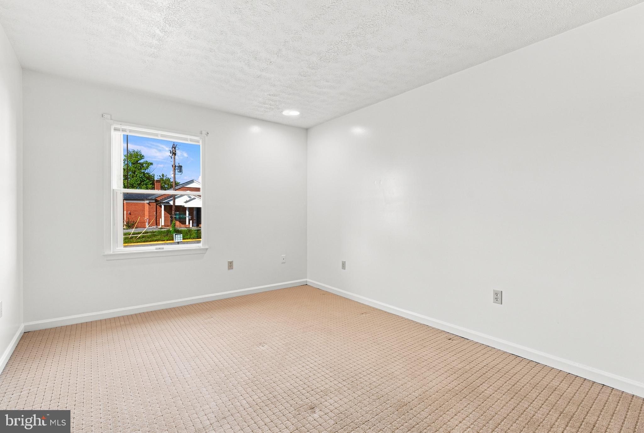 820 Locust Street, Unit 3 Stephens City, VA 22655 - Photo 14 of 19