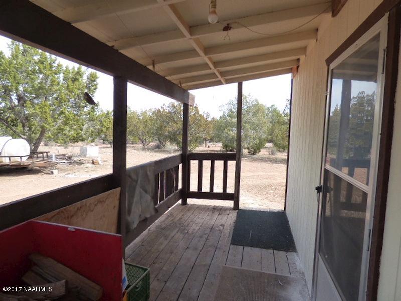 44495 Cattle Road Ash Fork, AZ 86320 - Photo 11 of 34 P1150252
