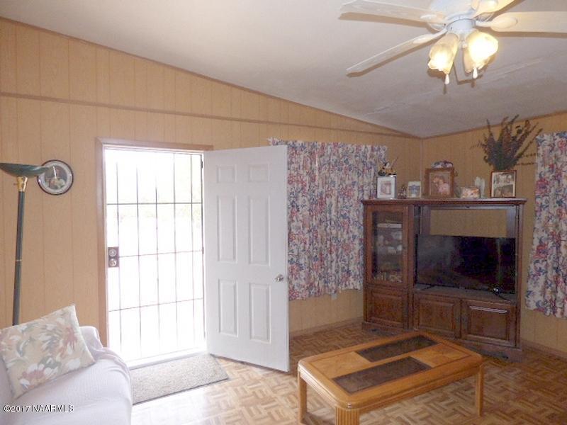 44495 Cattle Road Ash Fork, AZ 86320 - Photo 14 of 34 P1150241