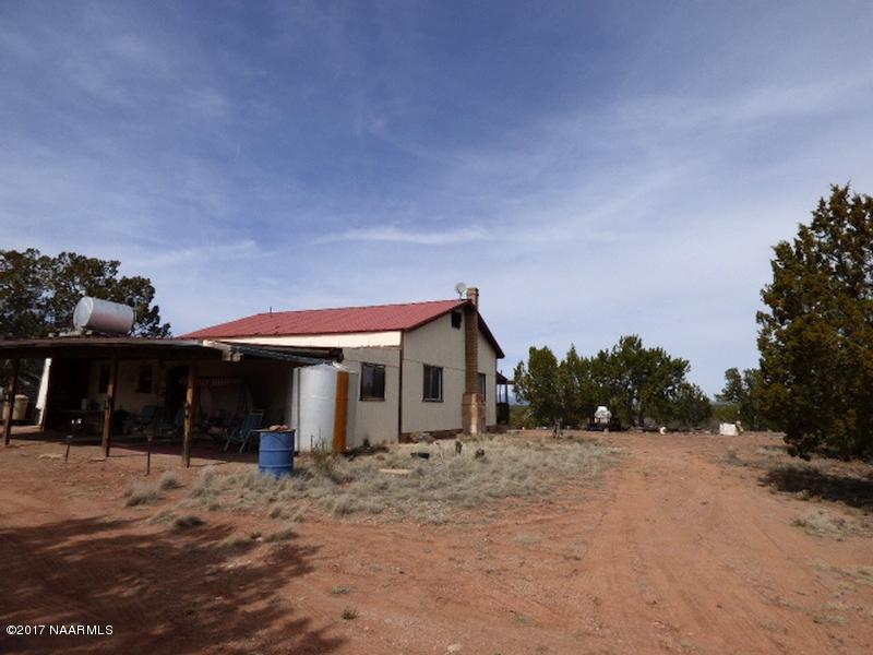 44495 Cattle Road Ash Fork, AZ 86320 - Photo 2 of 34 P1150214