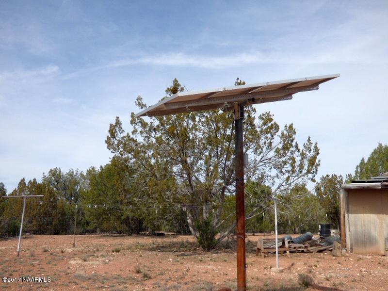 44495 Cattle Road Ash Fork, AZ 86320 - Photo 26 of 34 P1150227