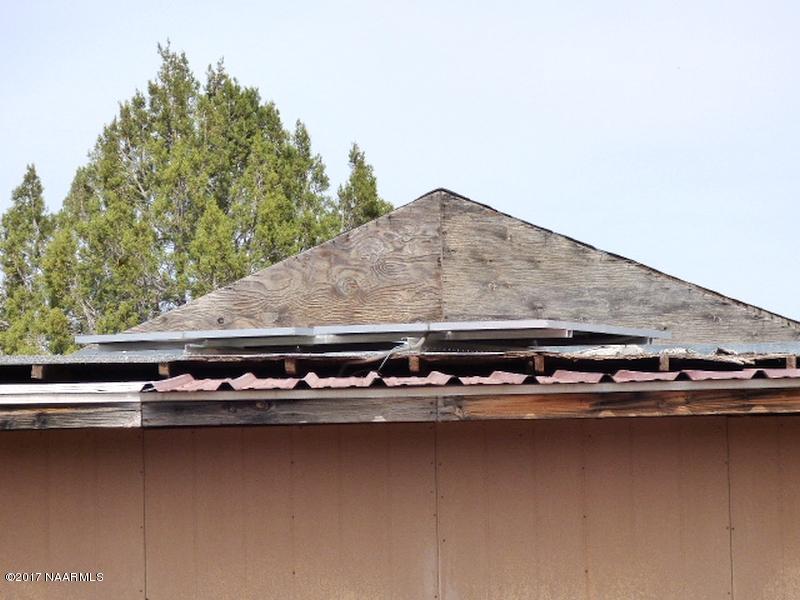 44495 Cattle Road Ash Fork, AZ 86320 - Photo 27 of 34 P1150226