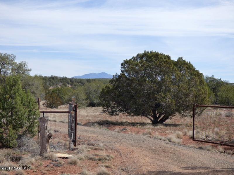 44495 Cattle Road Ash Fork, AZ 86320 - Photo 33 of 34 P1150213