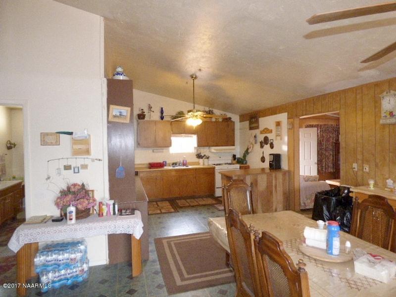 44495 Cattle Road Ash Fork, AZ 86320 - Photo 6 of 34 P1150237