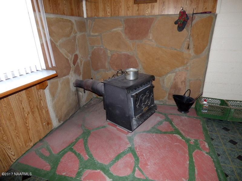 44495 Cattle Road Ash Fork, AZ 86320 - Photo 10 of 34 P1150236